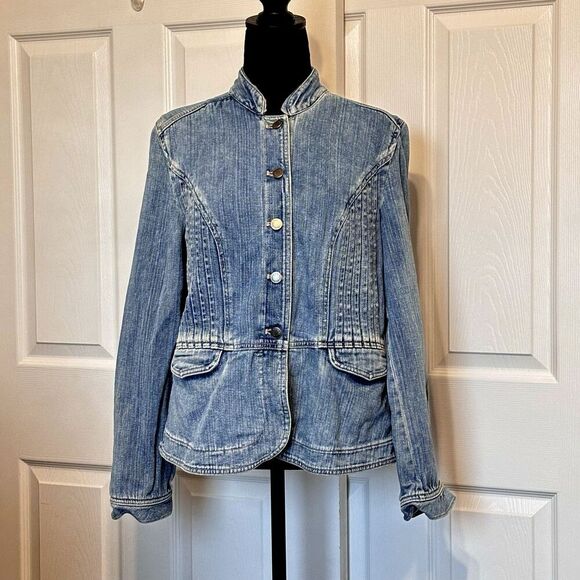 J. Jill Jackets & Blazers - J. JILL VINTAGE Button Down Two Pocket Pleated Classic Blue DENIM JACKET Size M